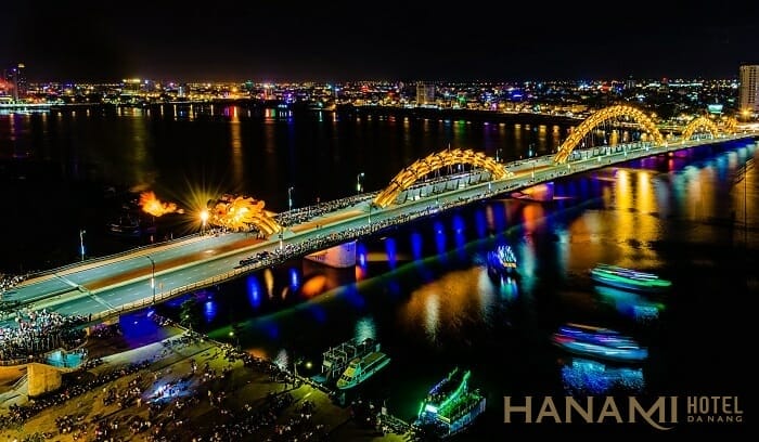 ăn tối trên du thuyền sông Hàn ăn tối trên du thuyền sông Hàn