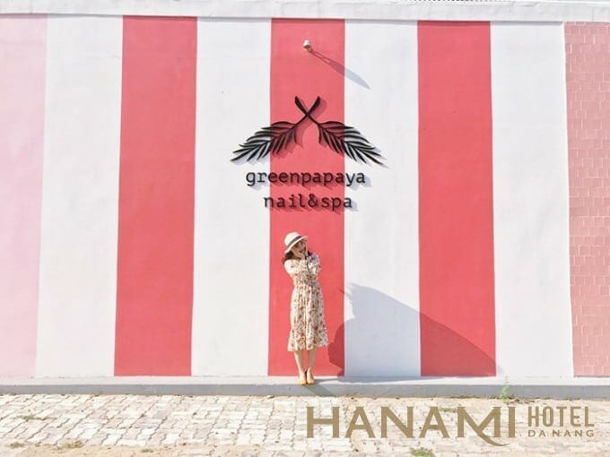 Khám phá những bức tường sống ảo ở Đà Nẵng được yêu thích nhất 4 Bức tường hồng Green Papaya