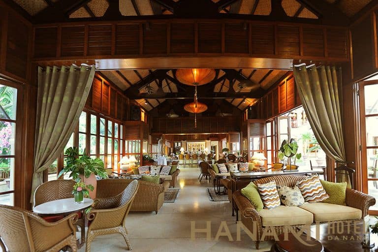 Review Furama Resort Đà Nẵng - khu nghỉ dưỡng đẳng cấp hàng đầu hiện nay 13 Hải Vân Lounge