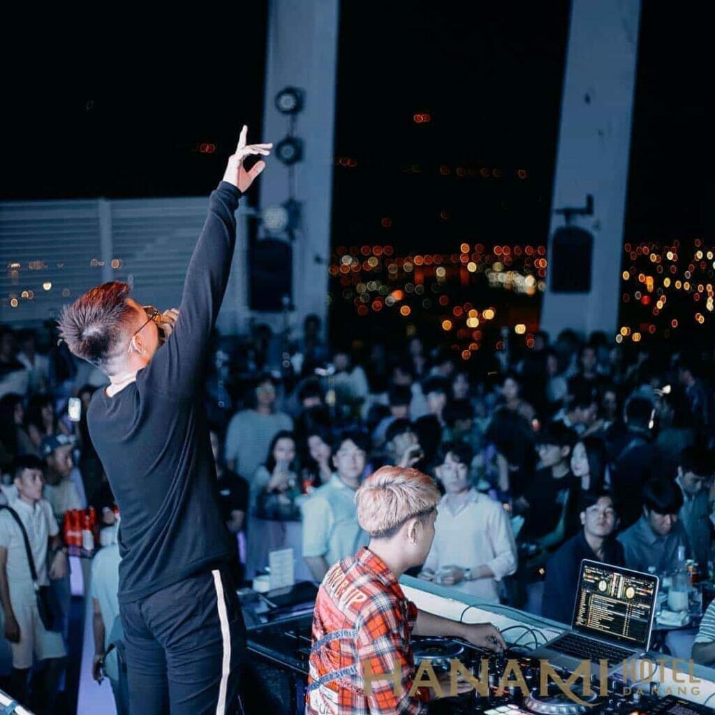 Sky 36 Bar Đà Nẵng