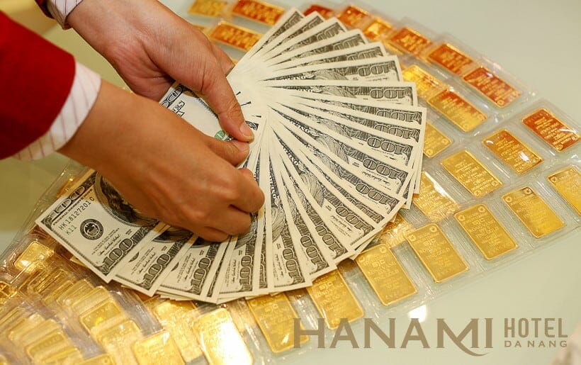 Đổi tiền đô ở tiệm vàng Đà Nẵng được không? 