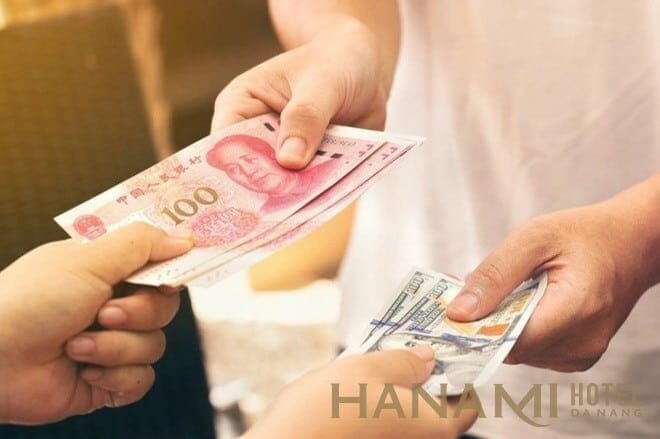 Đổi tiền ở sân bay Đà Nẵng