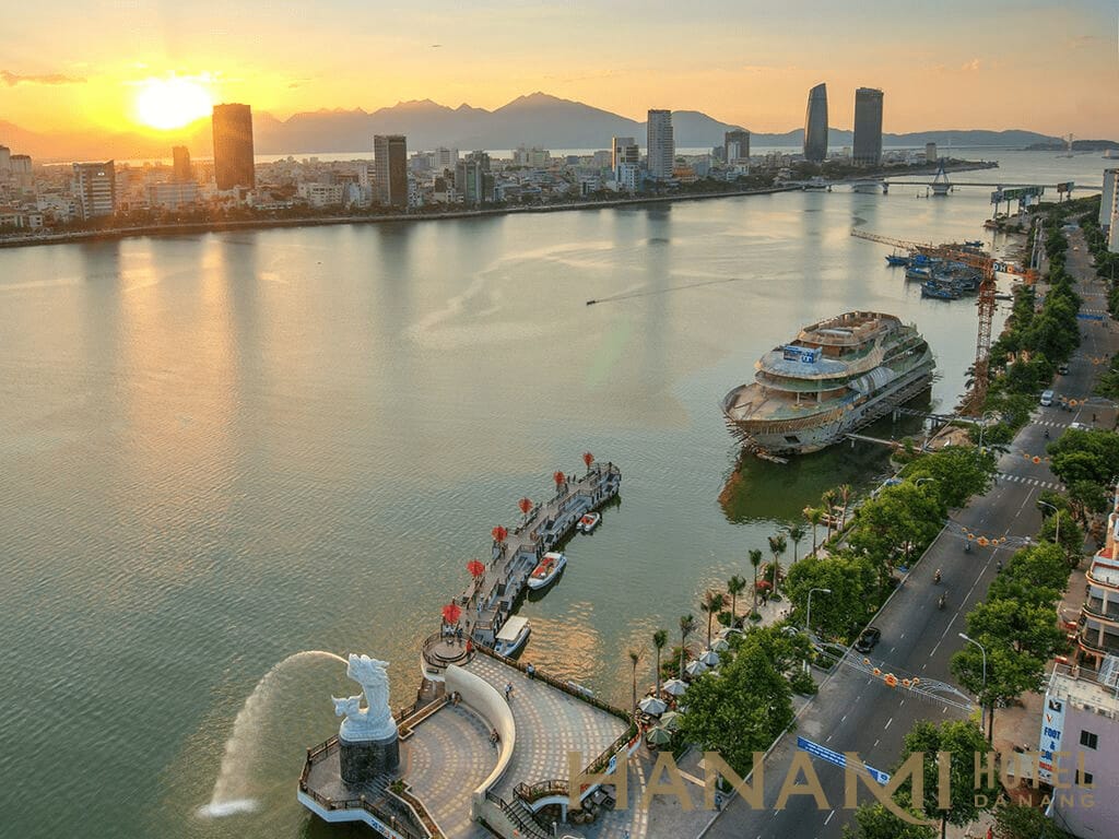 Cầu tình yêu Đà Nẵng