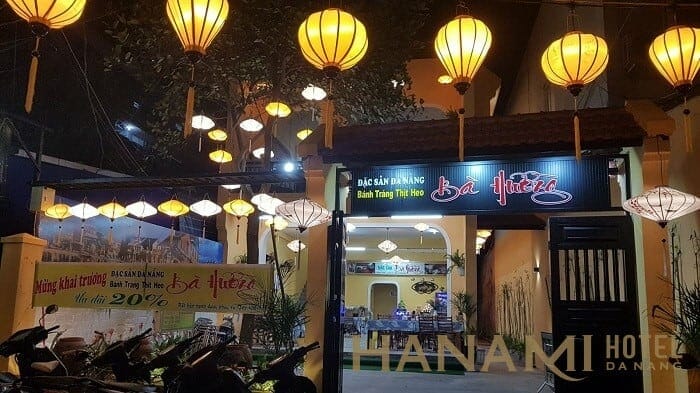 Bánh tráng cuốn thịt heo bà Mua