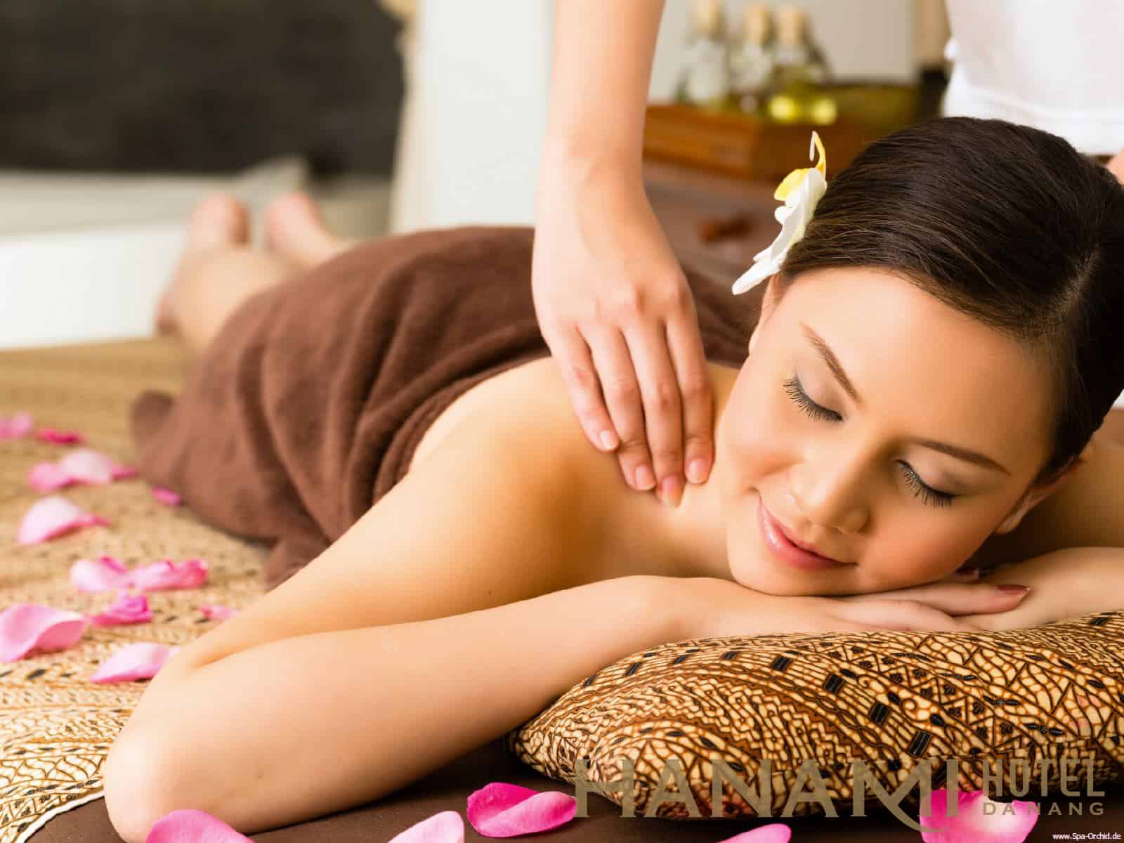 Massage y học cổ truyền