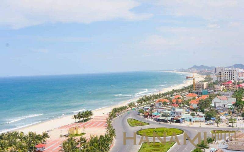 bãi tắm Phạm Văn Đồng 