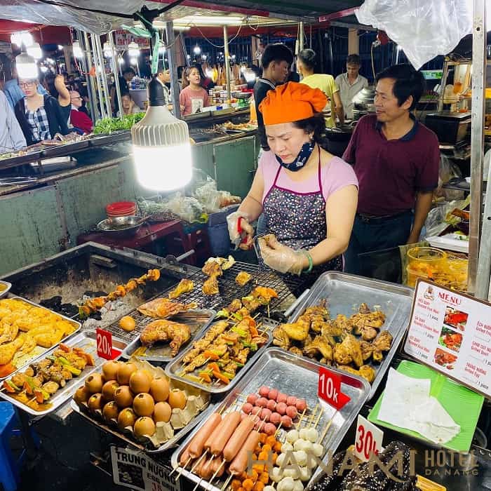 Chợ đêm Sơn Trà 