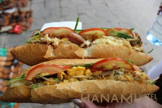 Bánh mì Phượng Hội An - Đệ nhất bánh mì nổi tiếng thế giới có gì? 1 bánh mì phượng Hội An