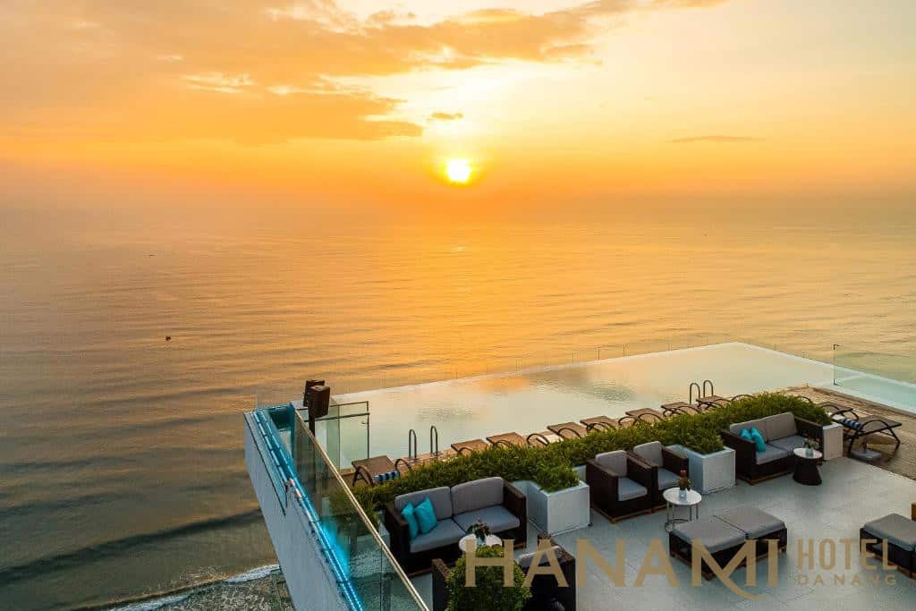 review khách sạn 5 sao đà nẵng