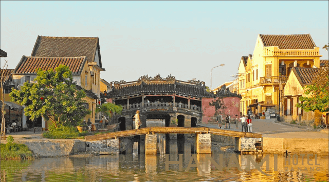 Check-in Hoi An - The top 15 iconic locations you should know 1 Chua Cau Hoi An e1502987969690 1
