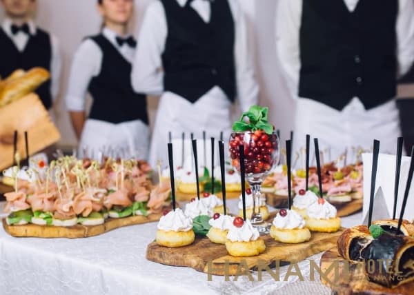 Catering là gì? Những lưu ý khi cung cấp dịch vụ Catering