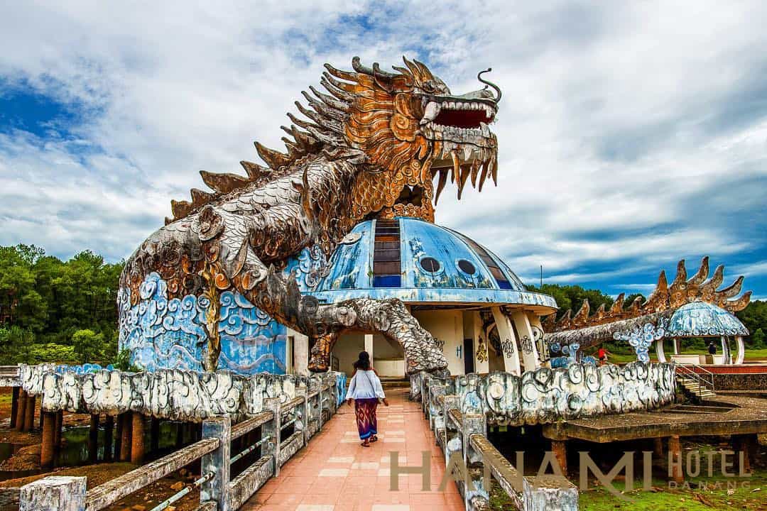 21 Top-Rated Attractions in Hue You Should Not Miss 19 37615 cong vien nuoc ho thuy tien bo hoang 1 1