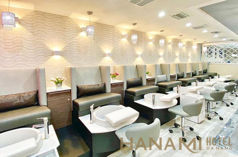 Tiệm nail đẹp Đà Nẵng - Note ngay 17+ địa điểm làm đẹp, giá rẻ mới nhất 5 Nail đẹp