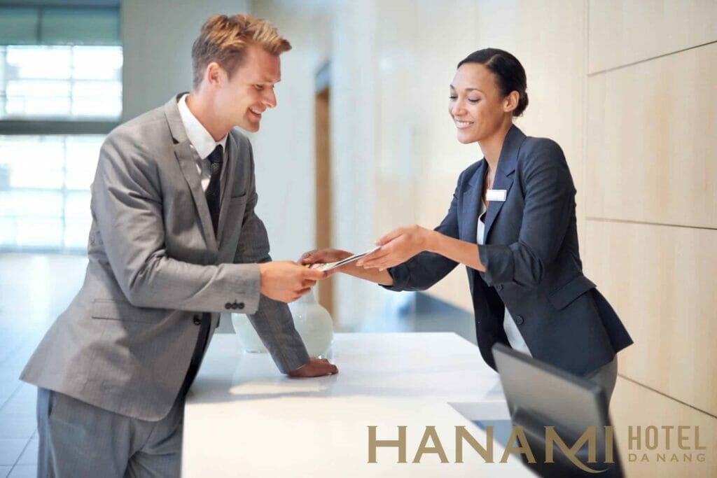 chat luong dich vu khach san la fi 2 1