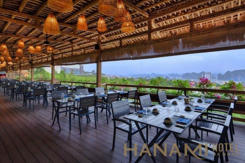 Pham Van Dong Beach: One of the must-see beaches in Da Nang 12 dsc 3731 1655696462 1