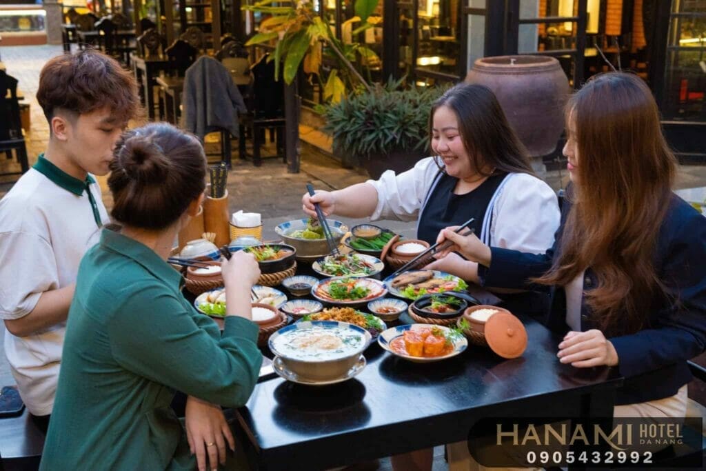 Cơm niêu Bếp Xưa