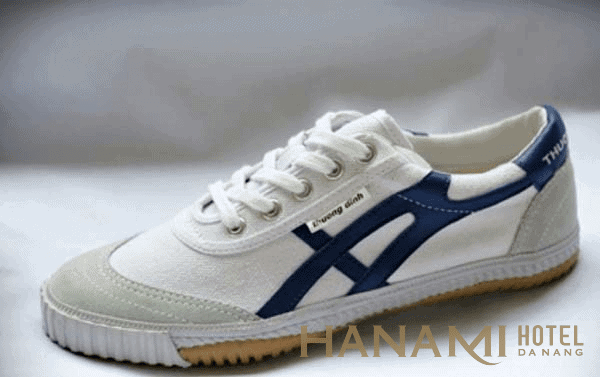 Top 16+những thương hiệu giày nổi tiếng thế giới và Việt Nam mà bạn nên biết 32 Thương hiệu giày nổi tiếng