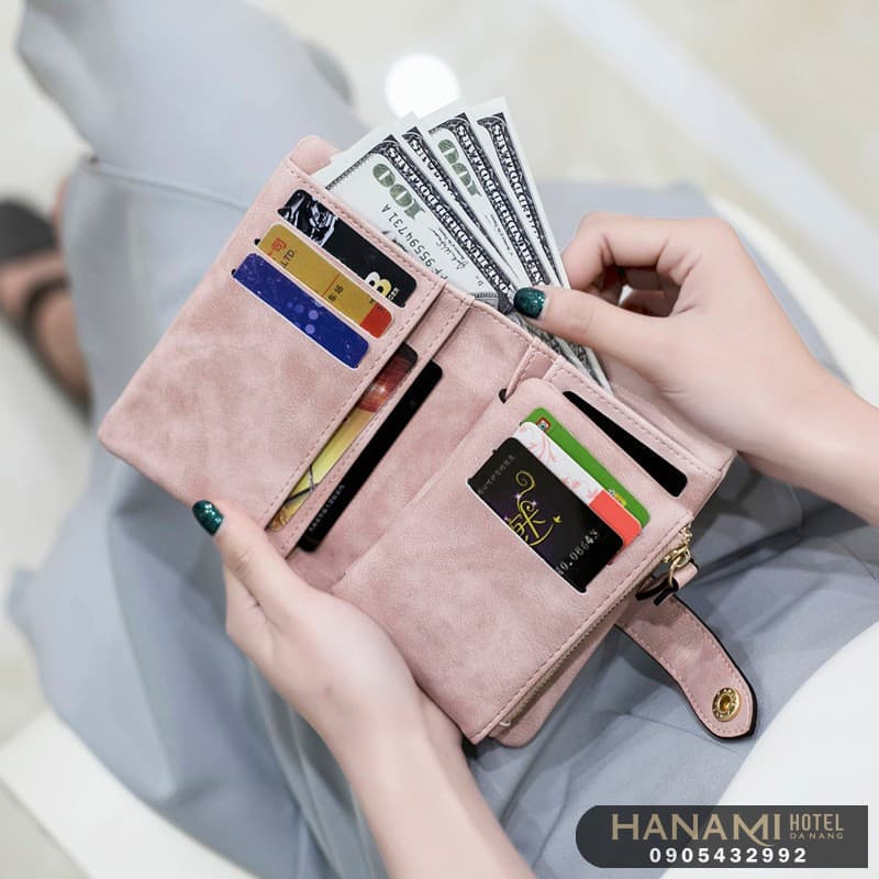 vật dụng cần thiết khi đi du lịch nên mang theo