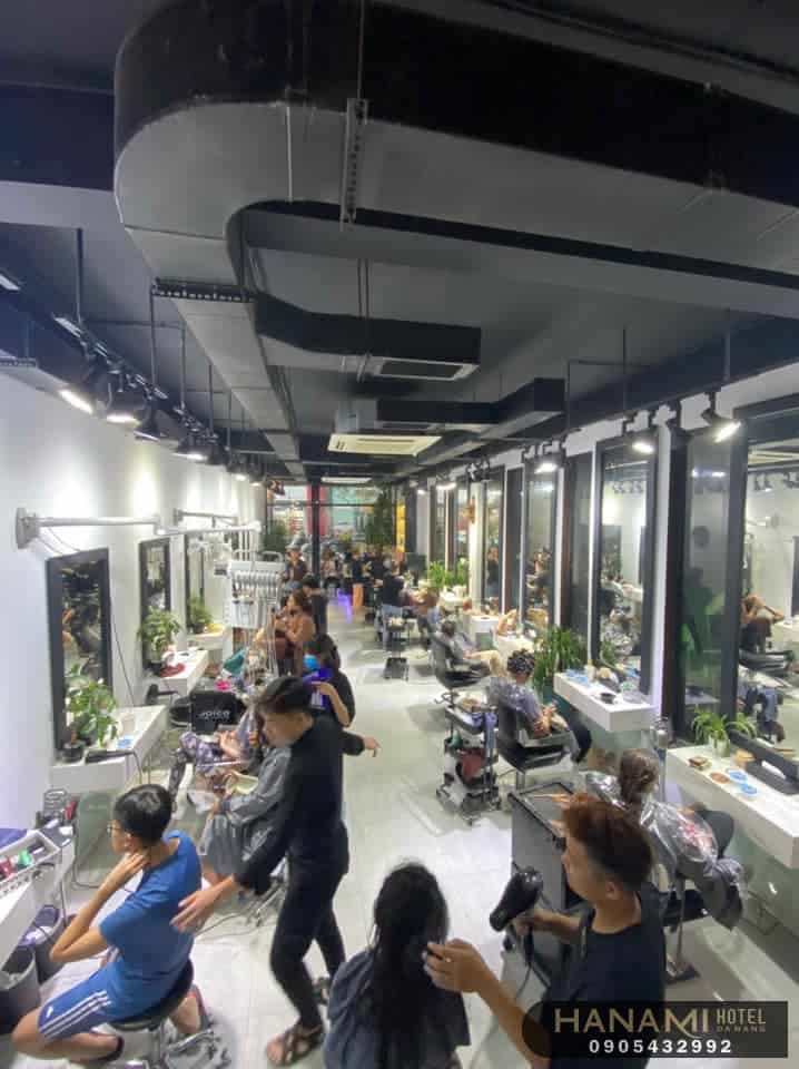 Top 10 tiệm salon tóc nam tại Đà Nẵng dành cho cánh mày râu chất lượng nhất 2 tiệm salon tóc nam tại Đà Nẵng