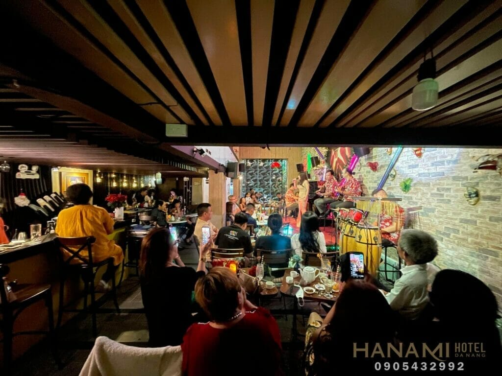 phòng trà tại Đà Nẵng