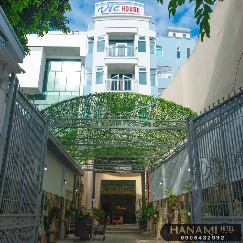 Du lịch không lo lắng với top 10 khách sạn tại Đà Nẵng có bãi đổ xe miễn phí, rộng rãi 8 khách sạn tại Đà Nẵng có bãi đổ xe