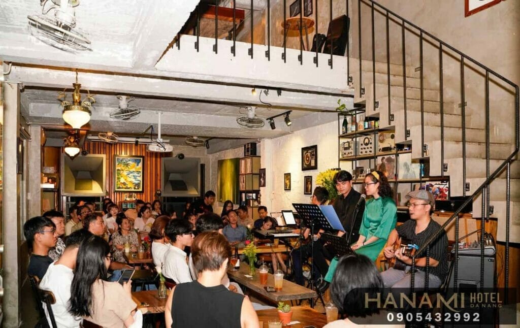 phòng trà tại Đà Nẵng