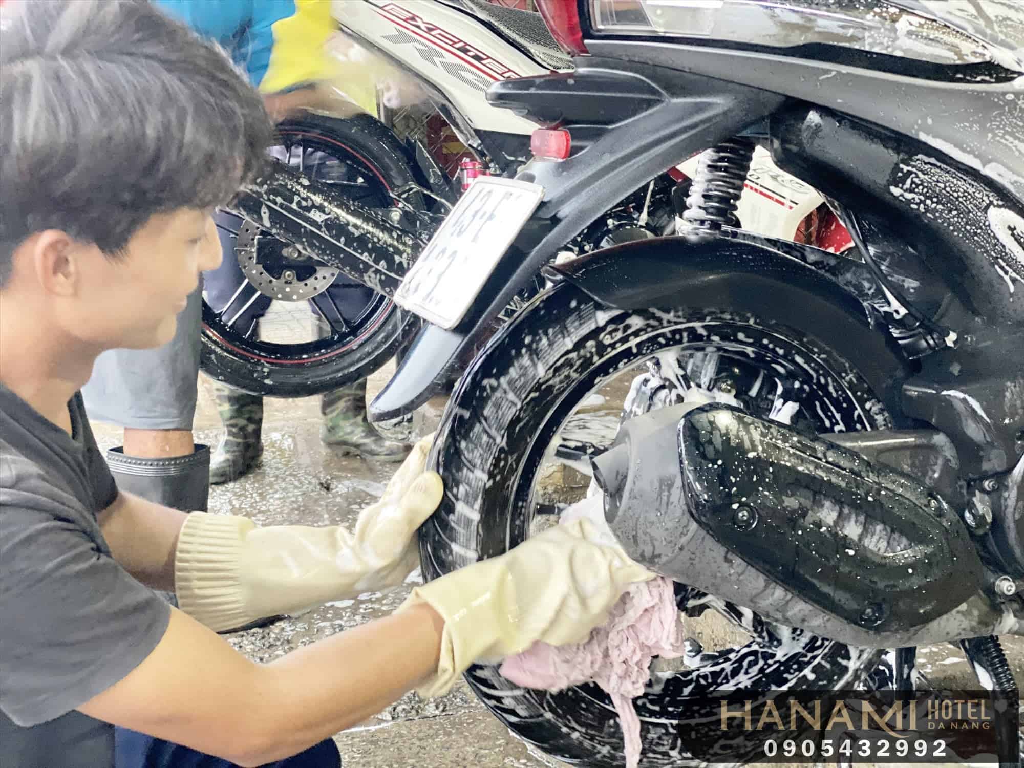 tiệm rửa xe máy Đà Nẵng