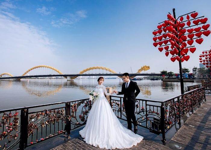 Cầu Tình Yêu-Điểm check-in sống ảo tại Đà Nẵng