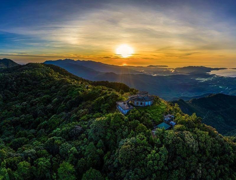 Địa điểm du lịch Huế - Vườn quốc gia Bạch Mã Huế lúc bình minh tuyệt tác