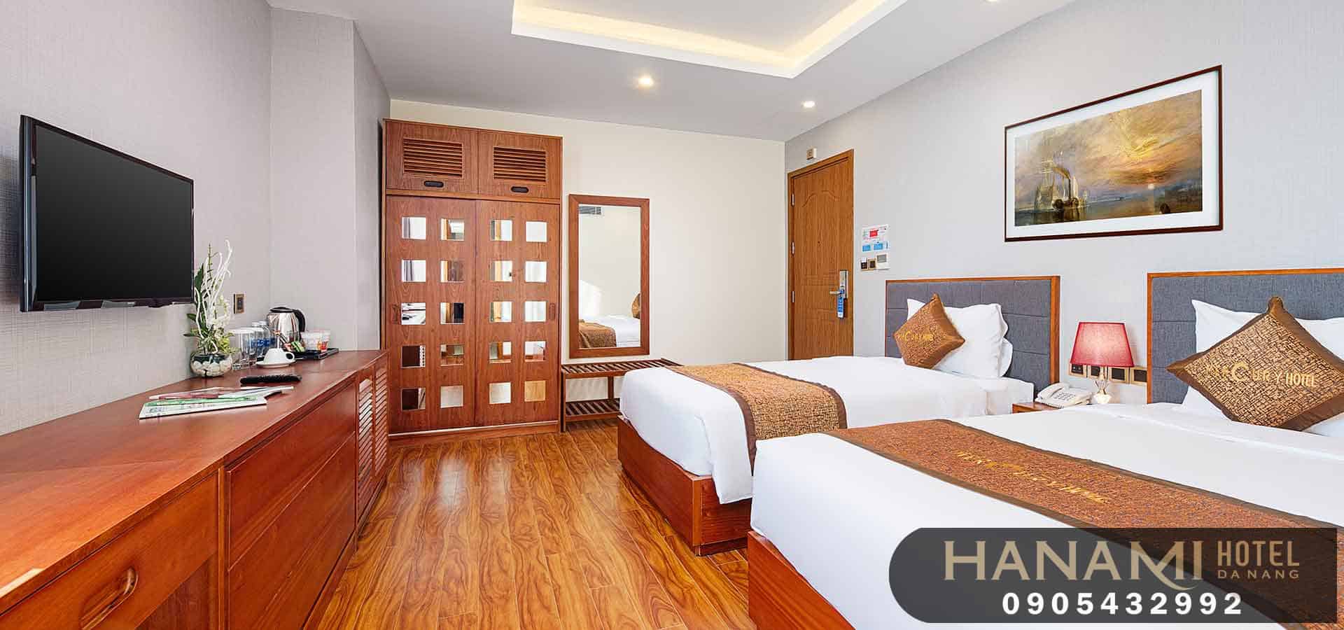 khách sạn đẹp đường Nguyễn Văn Linh Đà Nẵng