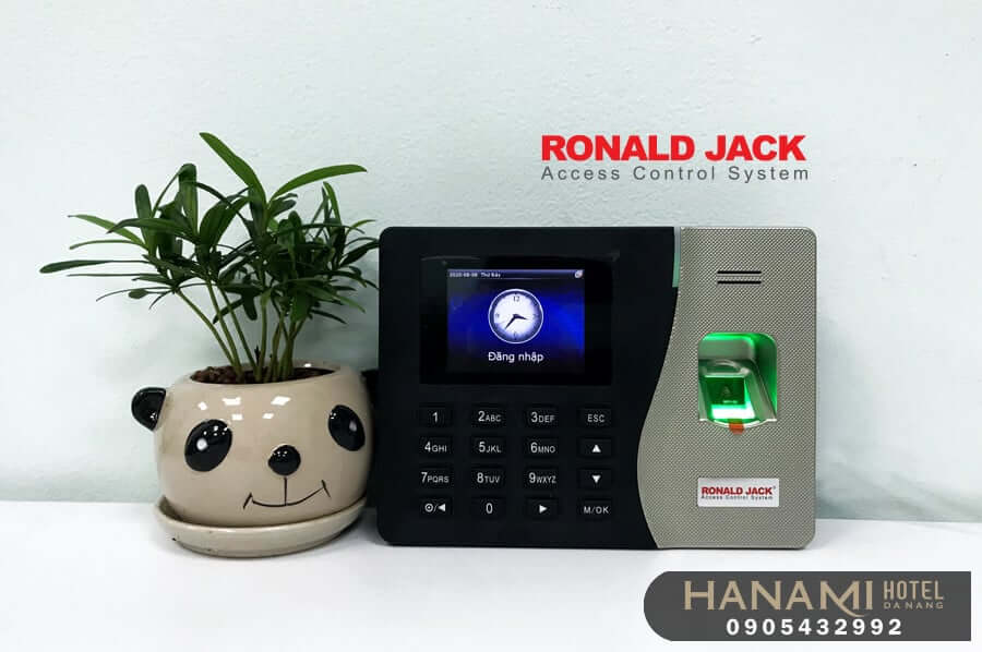 cửa hàng bán máy chấm công Đà Nẵng