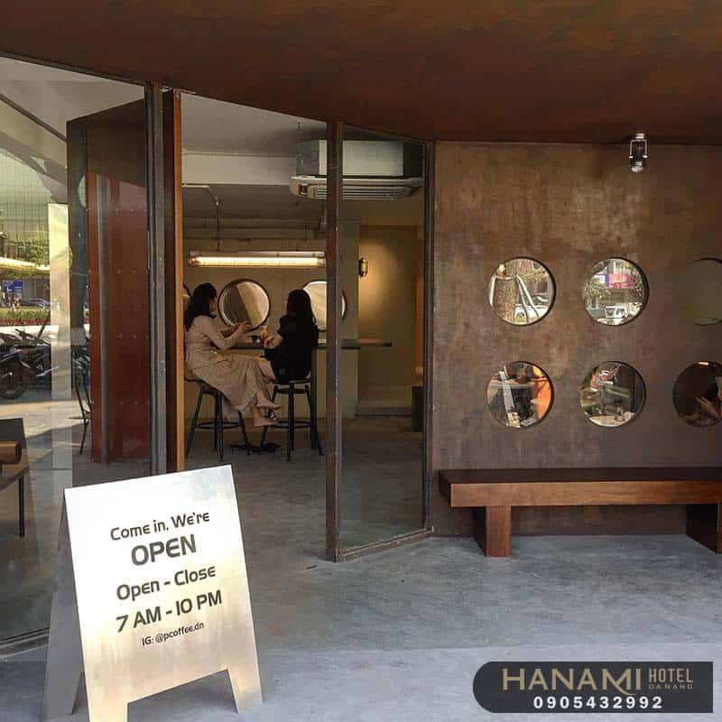 Quán cafe trang trí noel đẹp ở Đà Nẵng 