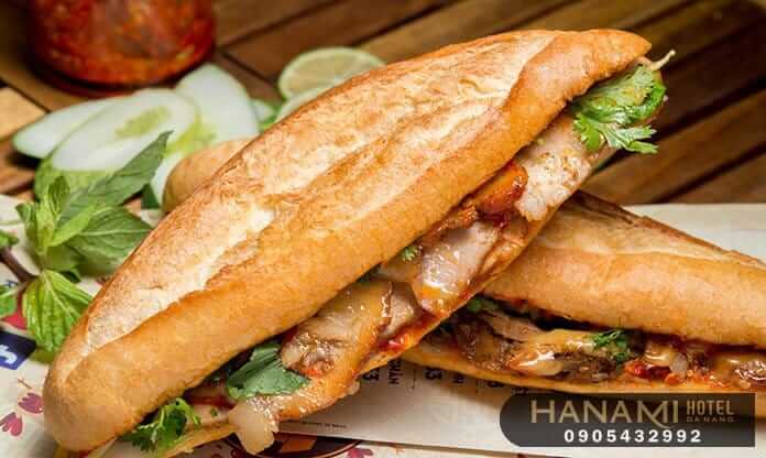 Tiệm bánh mì Đà Nẵng