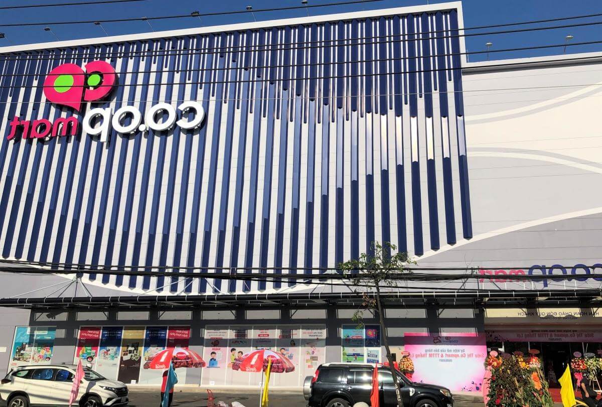 Đưa vào hoạt động 16.000m sàn siêu thị Co.opmart và TTTM Thắng Lợi tại Tân Phú