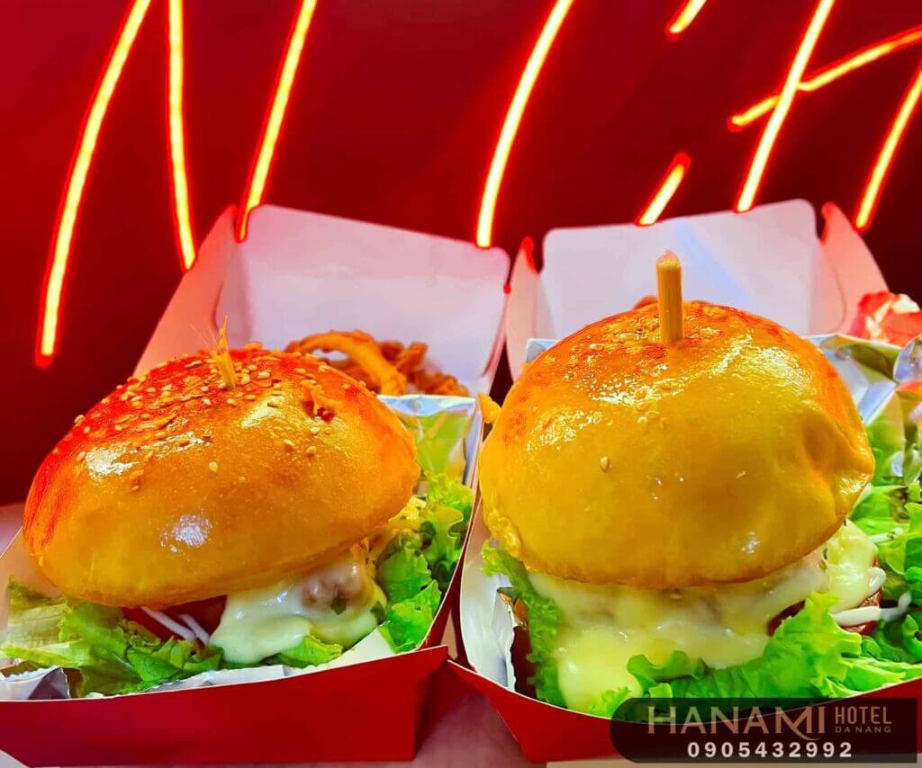 địa chỉ bán hamburger ngon Đà Nẵng