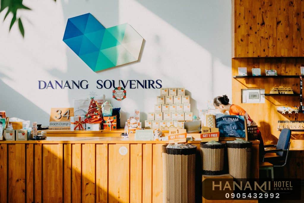 Top 10 cửa hàng bán đồ lưu niệm Đà Nẵng độc đáo 2 bán đồ lưu niệm đà nẵng