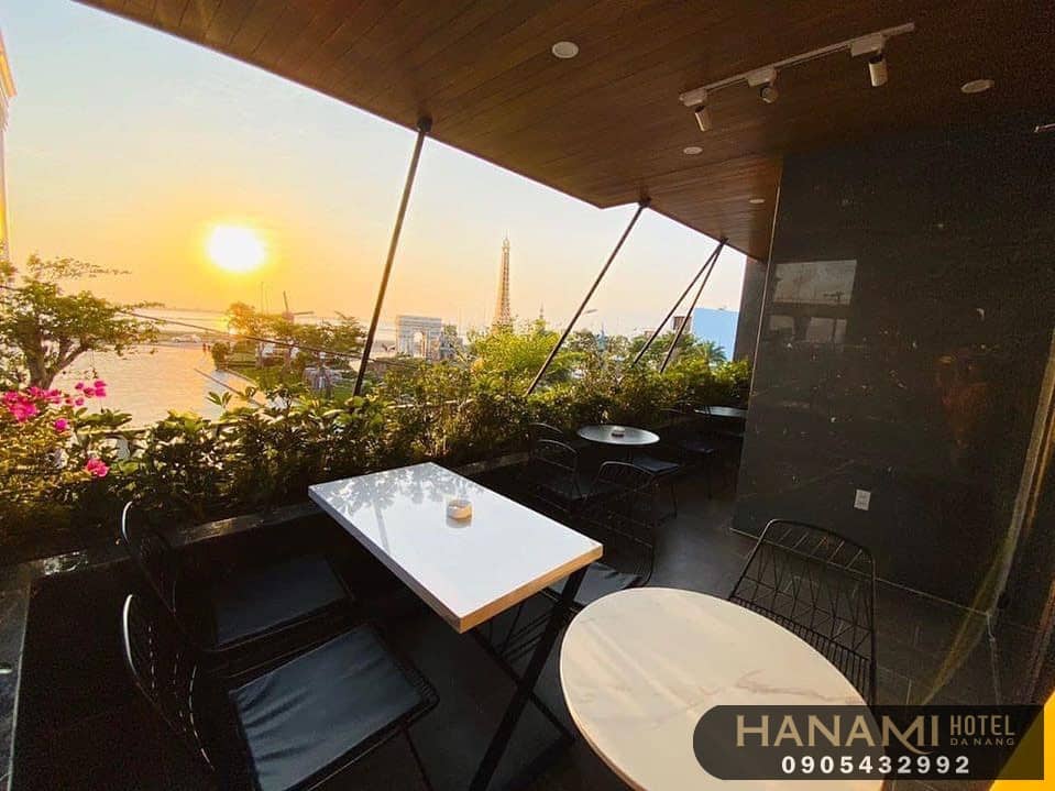 cafe view biển Đà Nẵng