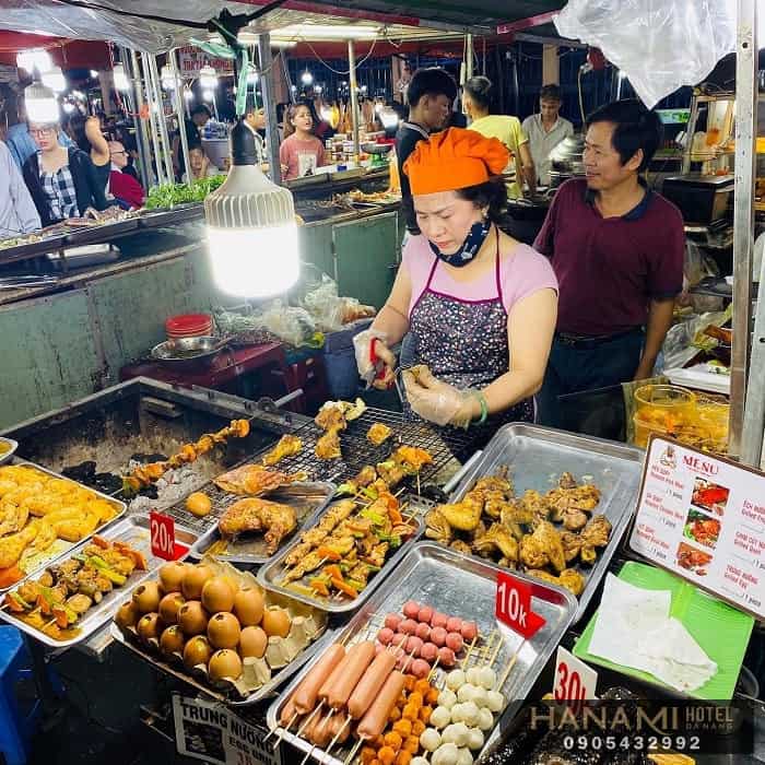 chợ ăn vặt Đà Nẵng