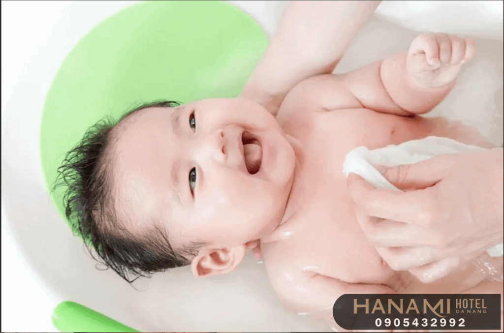 dịch vụ tắm bé sơ sinh tại nhà tốt nhất Đà Nẵng