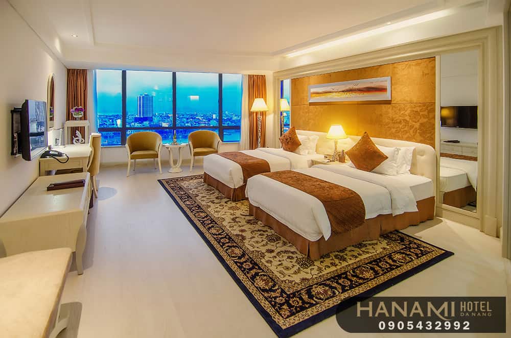 khách sạn gần cầu Rồng Đà Nẵng