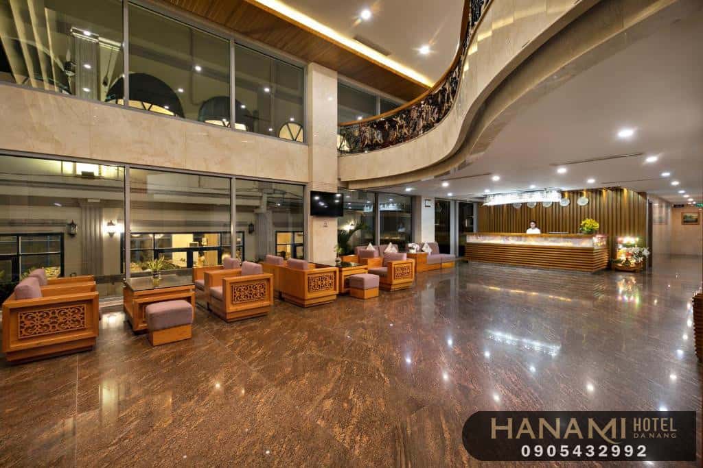 khách sạn gần cầu Rồng Đà Nẵng