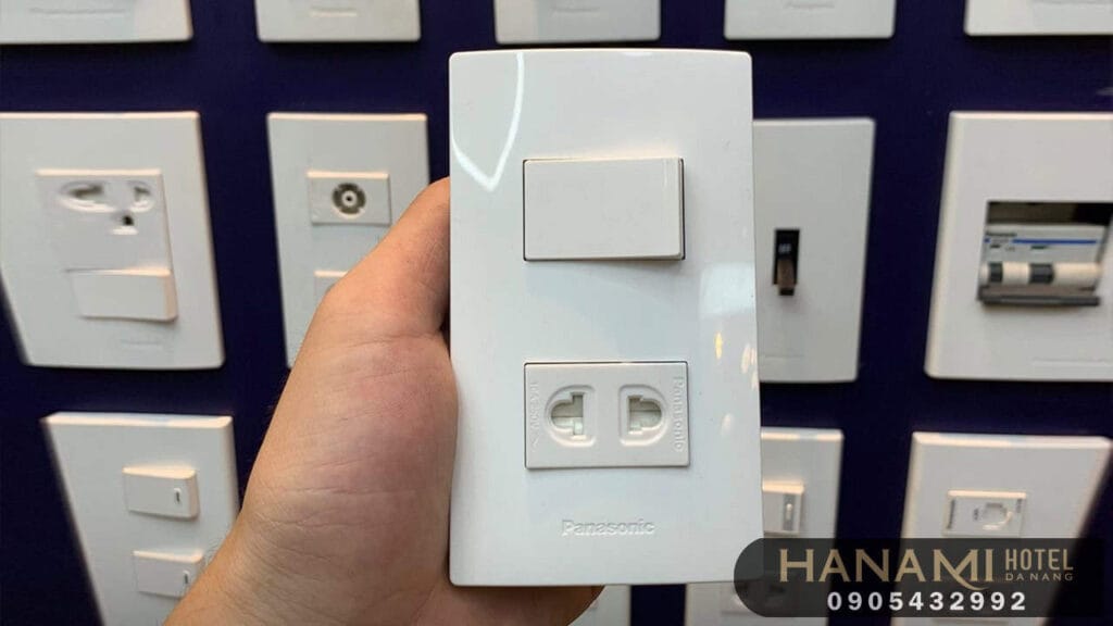 cửa hàng thiết bị điện Đà Nẵng