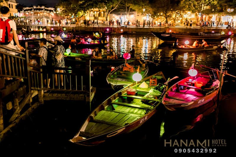 Giá vé đi thuyền sông Hoài Hội An bao nhiêu? Trải nghiệm thú vị tại Hội An 9 giá vé đi thuyền sông Hoài Hội An