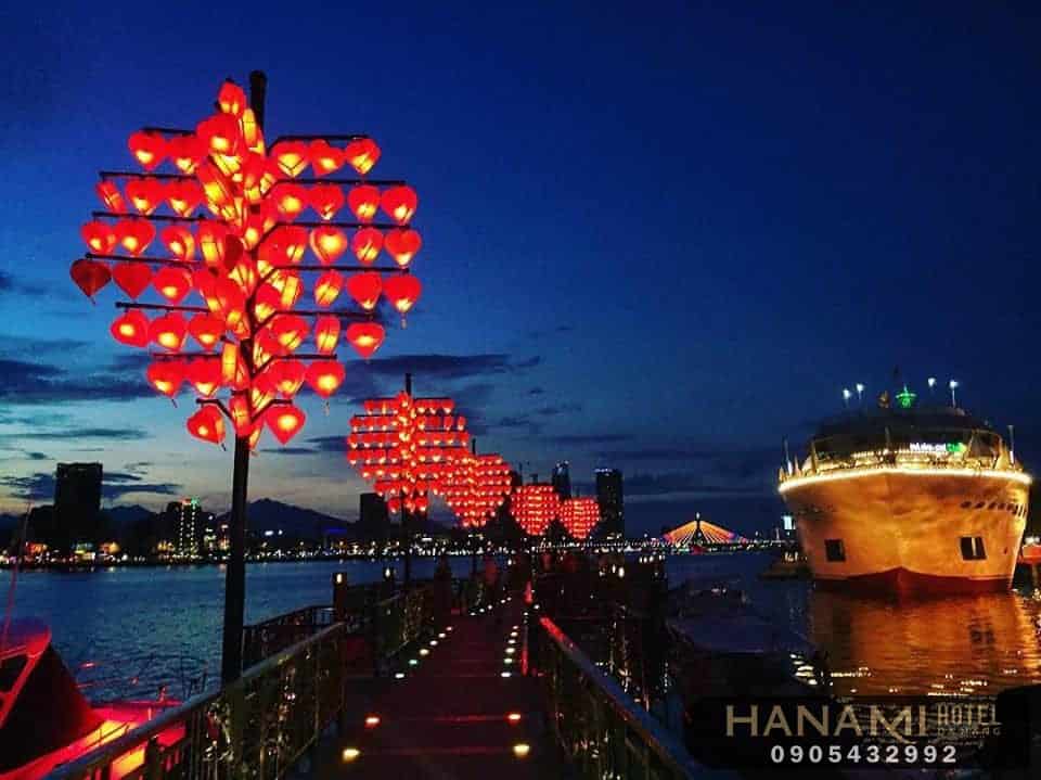 địa điểm cầu hôn Đà Nẵng siêu lãng mạn