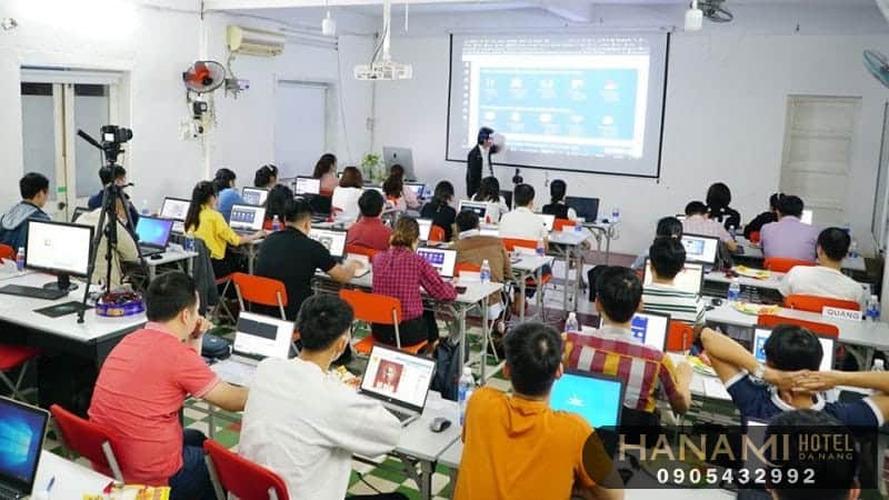 Trải nghiệm top 15 địa chỉ đào tạo marketing online Đà Nẵng siêu uy tín, chất lượng 5 Địa chỉ đào tạo marketing online Đà Nẵng