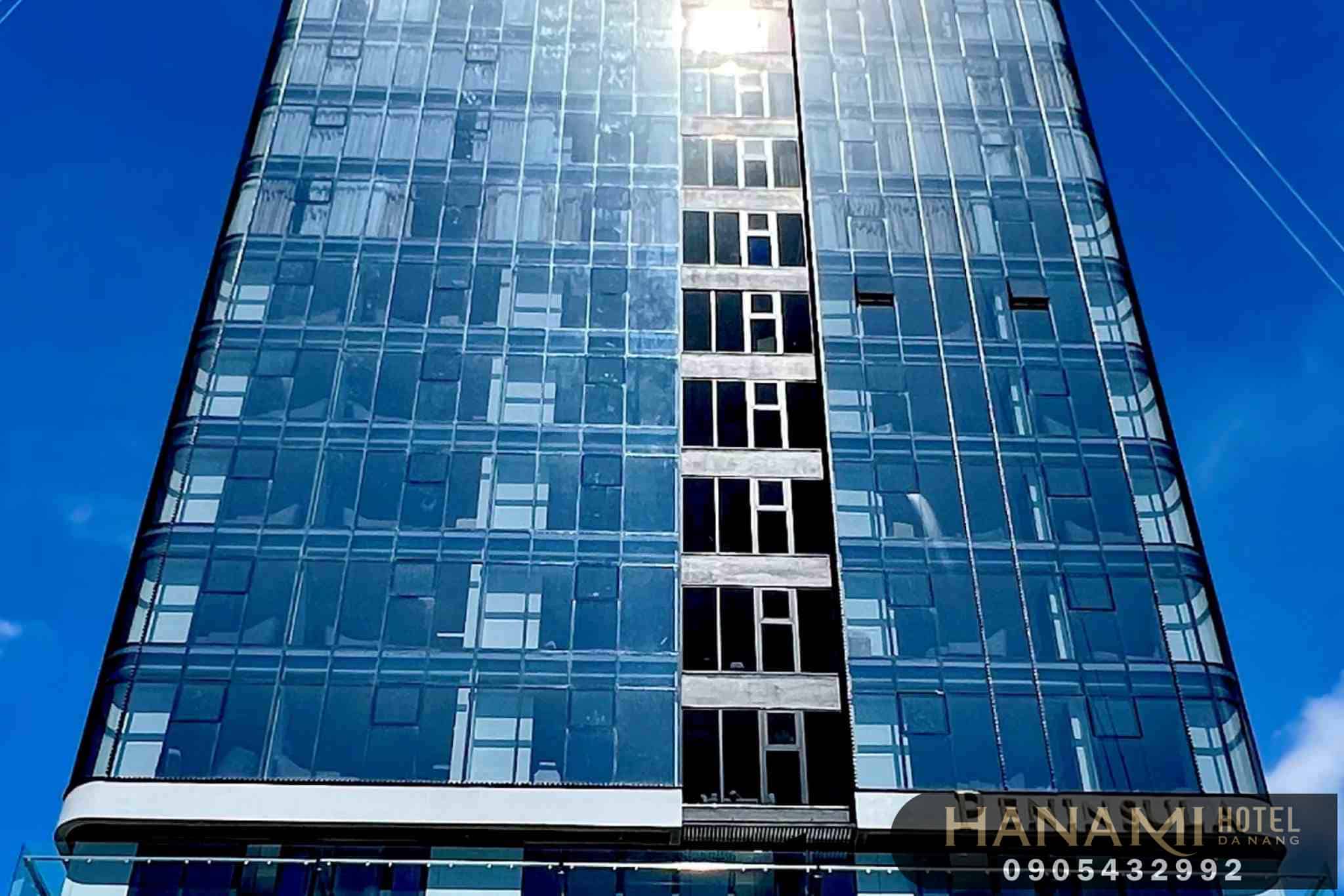 khách sạn peninsula Đà Nẵng