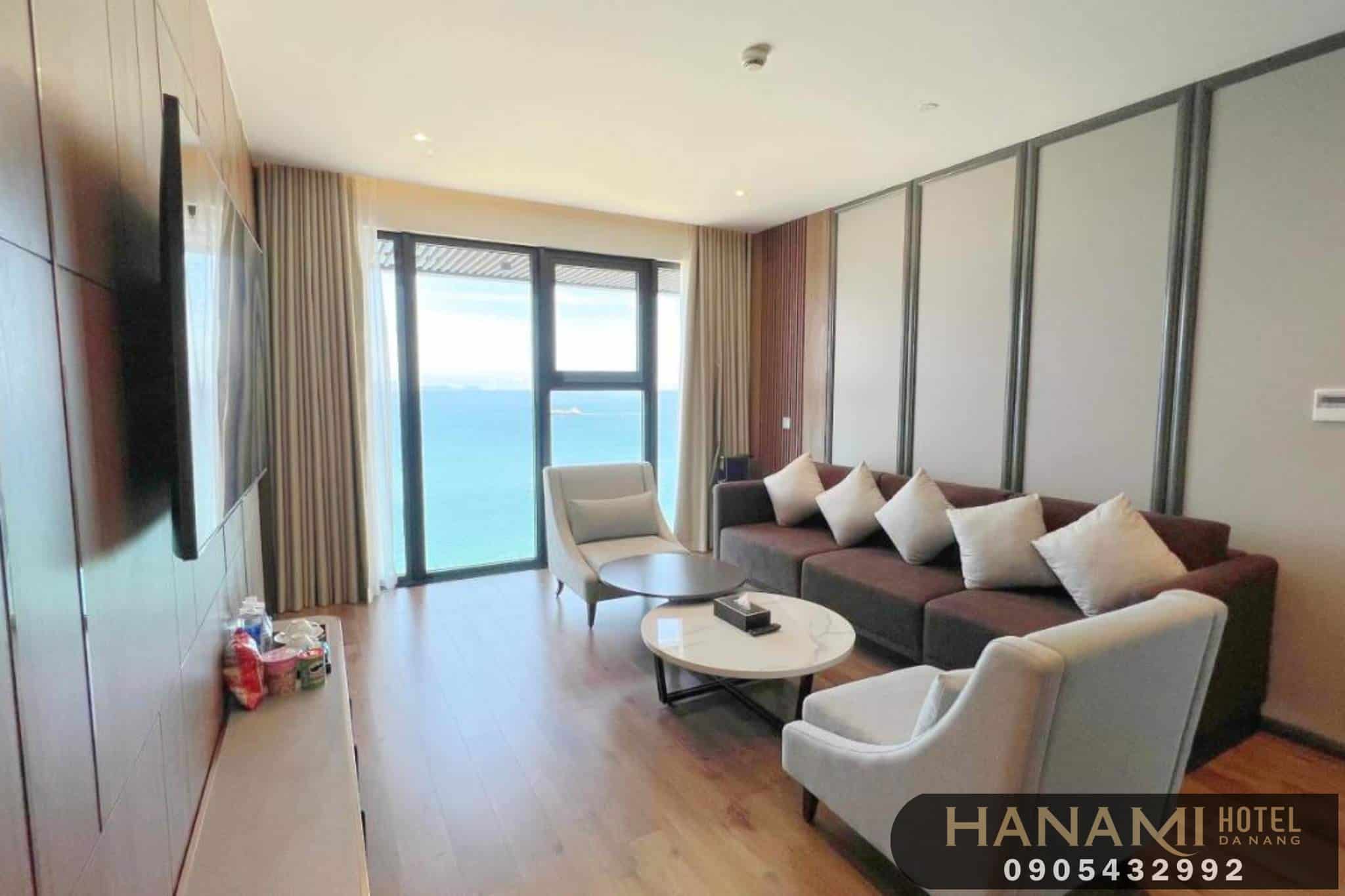 khách sạn peninsula Đà Nẵng