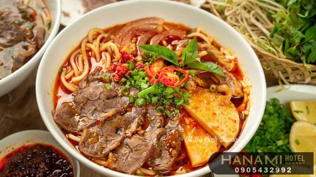 Du lịch Huế ăn gì