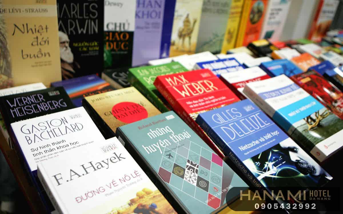 Nhà sách Đà Nẵng