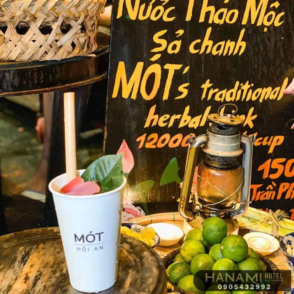 quán ăn vặt Hội An